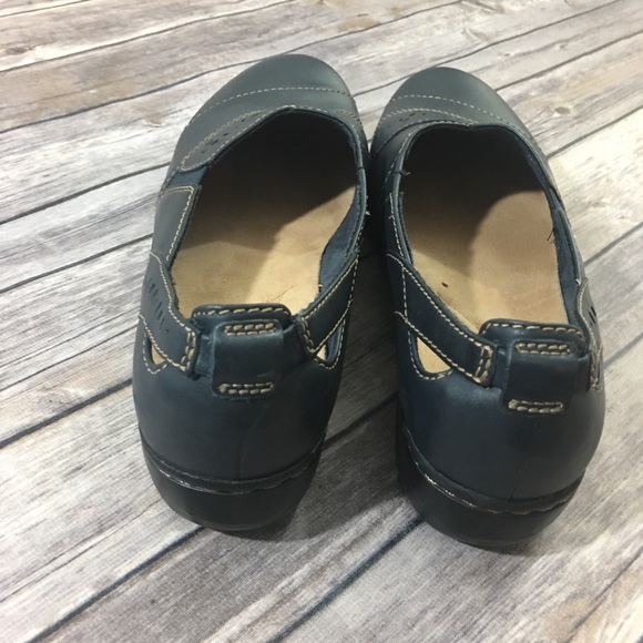 (Sold) Clark’s Women’s Navy/Charcoal Loafers 11 - Picture 4 of 7